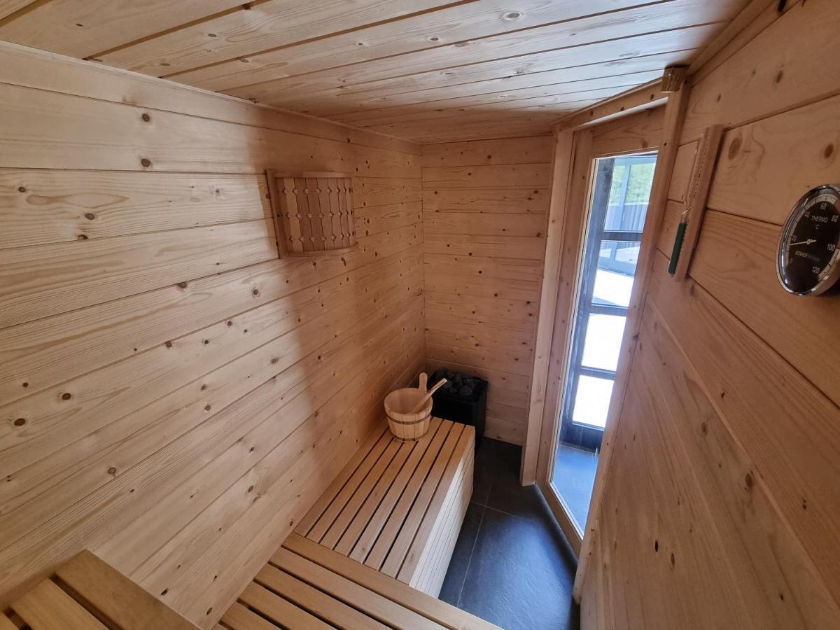 Chalet Met Sauna En Airconditioning Sint Annaland Zewnętrze zdjęcie